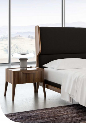 Bruine slaapkamerset Bed Nachtkastjes 2-delig Moderne stijl Luxe meubels