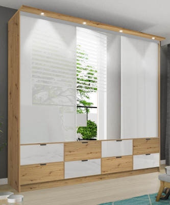 Slaapkamer kledingkast massief houten kasten garderobe inrichting