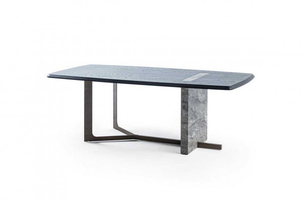 Moderne rechthoekige eettafel voor de eetkamer in grijs hout met luxe design.