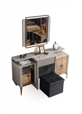 Perfecte slaapkamer set kaptafel met spiegeldesign luxe nieuw