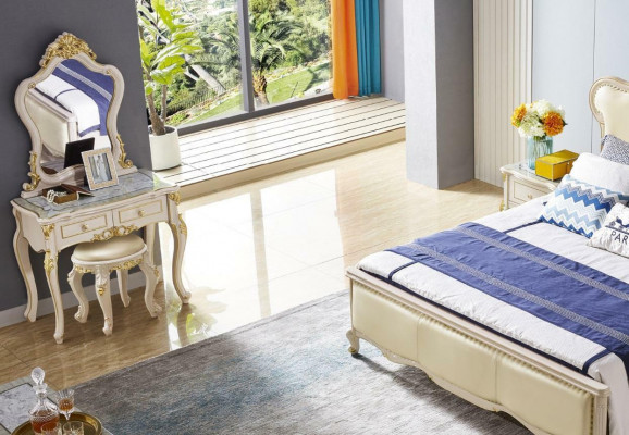 Chesterfield Big Luxe Tweepersoonsbed Bed Bekleed Bed Ontwerp 180x200 Massief hout