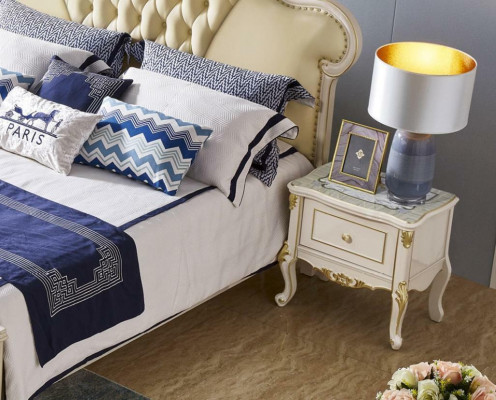 Chesterfield Big Luxe Tweepersoonsbed Bed Bekleed Bed Ontwerp 180x200 Massief hout