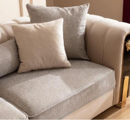 Luxe gestoffeerde 3-zitsbank in beige in eigentijdse stijl
