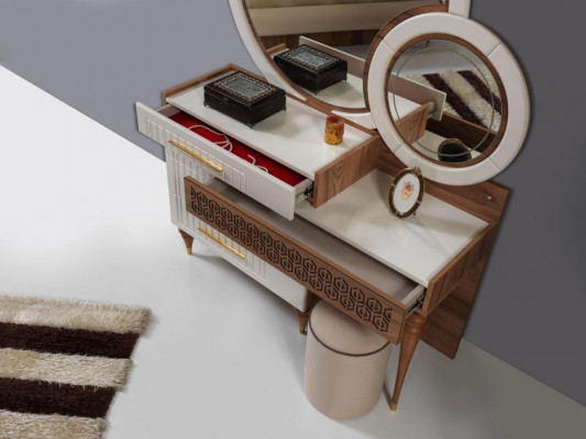 Slaapkamer set Commode met spiegel Houten meubelgroep Nieuw