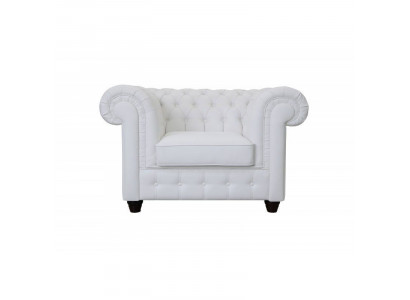 Elegante witte Chesterfield fauteuil: de charme van het klassieke in een moderne stijl