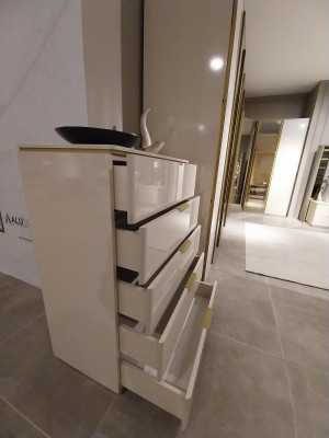 Designmeubels slaapkamer Luxe commode met 4 laden Houten kast Hout Nieuw
