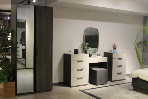 Kaptafel met spiegel Make-up Slaapkamer Design Meubels Hout 2-delig Nieuw