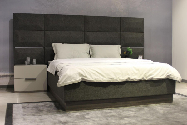Luxe slaapkamer set Designer bed 2x nachtkastje Hout Compleet nieuw 3-delig.