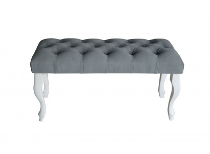 Chesterfield zitkussen bank zitbank stof houten stijl voetenbankje