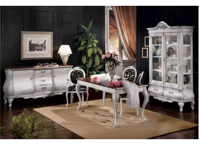 Klassieke eetkamermeubels Eettafel 4x stoelen Dressoir Vitrine Luxe
