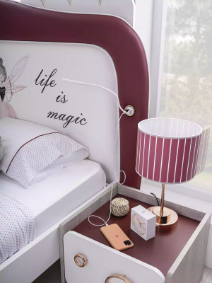 Wit-rode kinderkamerset, kinderbed, nachtkastje, kast, houten meubels, 3-delig.
