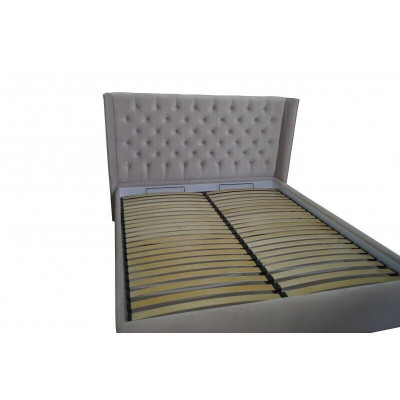 Chesterfield bed gestoffeerd dubbel hotelbed deco bedden slaapkamer 180x200cm.