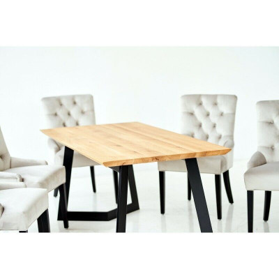 Bruine houten tafel met metalen frame, ontwerper x6 Chesterfield stoelen Luxe 7-delige set.