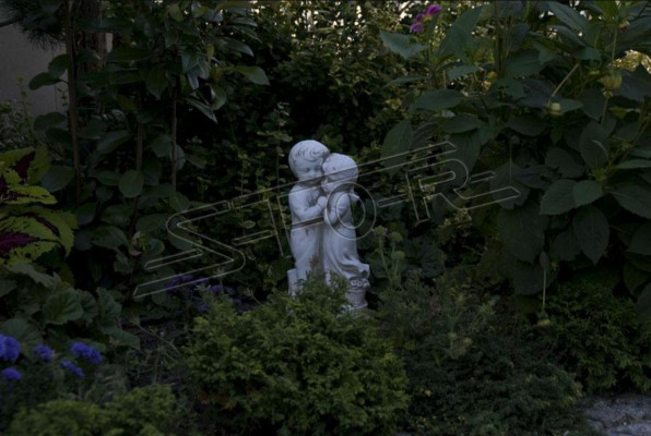 Kind 40 cm sculptuur ontwerp figuur standbeeld tuin figuren beelden