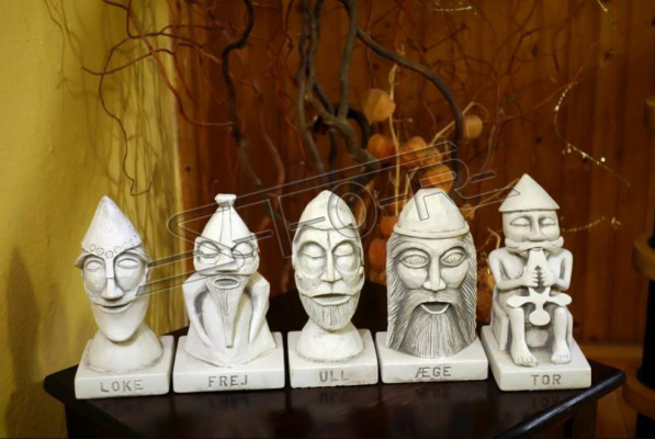 Loke Designer Beeld Standbeeld Beelden Sculptuur Sculpturen