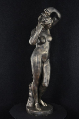 Beeldhouwwerk Diana in antieke stijl figuur beeldhouwwerken decoratie erotische beelden.