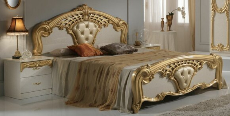 Klassiek bedframe slaapkamerset 3-delig. Bed + 2 nachtkastjes Stijl meubels