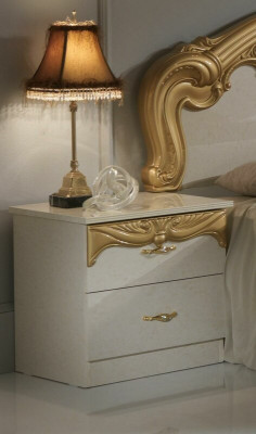 Klassiek bedframe slaapkamerset 3-delig. Bed + 2 nachtkastjes Stijl meubels