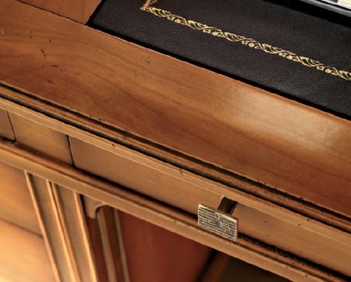 Schrijftafel computertafel tafel bureau tafels Italiaanse meubels inrichting.