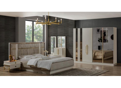 Luxe tweepersoons slaapkamerset van hout met beige stoffen bed, set van 5 stuks