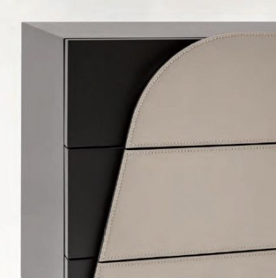 Slaapkamer nachtkastje met 3 laden hout Italiaans meubeldesign Bizzotto