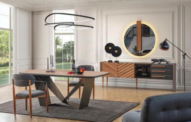 Stijlvolle eetkamer set, ontworpen eettafel, 4 gestoffeerde stoelen, dressoir