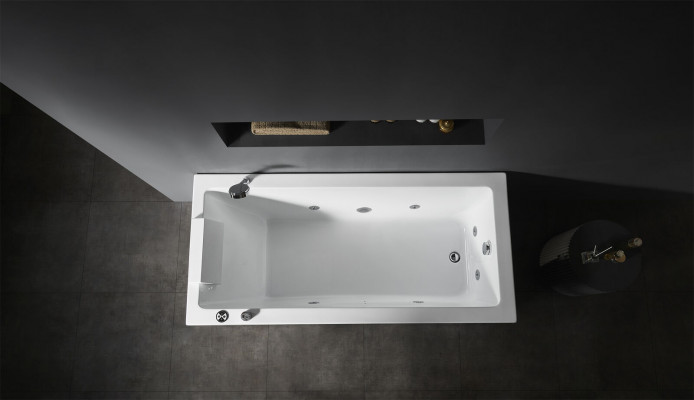Luxe binnenspa badkuip whirlpool thuisspa wit bad ontspannen