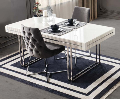 Volledige eettafel met 2 delen dressoir, uittrekbaar eettafel van wit hout.