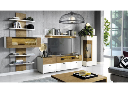 Moderne woonkamer wandkast vitrinekast in barokstijl