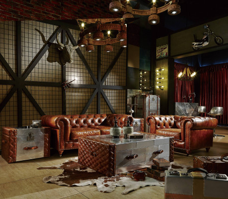Klassieke Chesterfield set 4-delig. Bank salontafel bijzettafel woonkamer