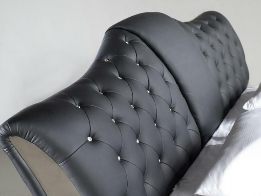 Chesterfield bed Design Klassieke bedden Dubbel lederen gestoffeerde slaapkamer.