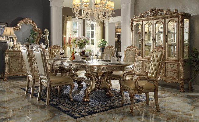Klassieke eettafel Luxe Chesterfield stoelen Ontwerp Eetkamerset 9-delig.