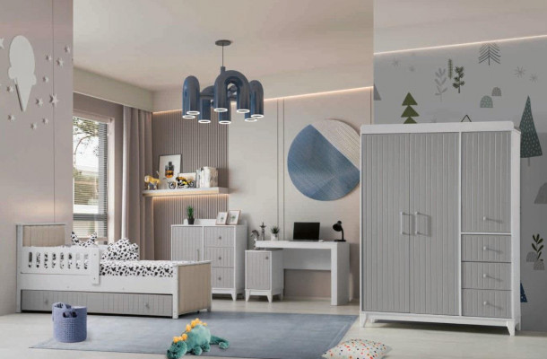 Kinderkamer-set: commode, kledingkast, bed & bureau