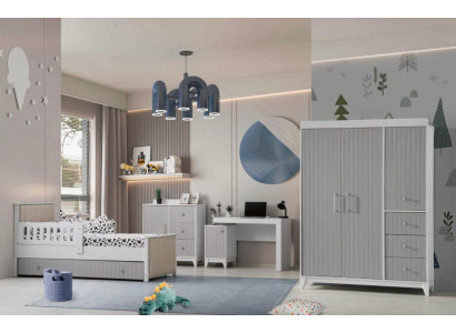 Kinderkamer-set: commode, kledingkast, bed & bureau