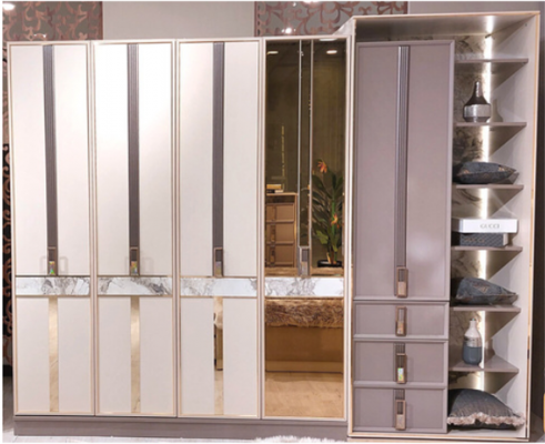 Luxe kledingkast slaapkamer inrichting kast modern design meubels