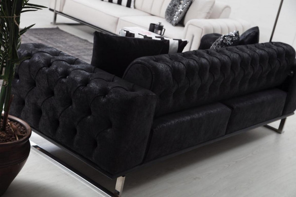 Woonkamerset 2x driezitsbank Chesterfield bank ontwerp fauteuil luxe meubels  Woonkamerset met 2 driezitsbanken, Chesterfield bank, ontwerp fauteuil en luxe meubels