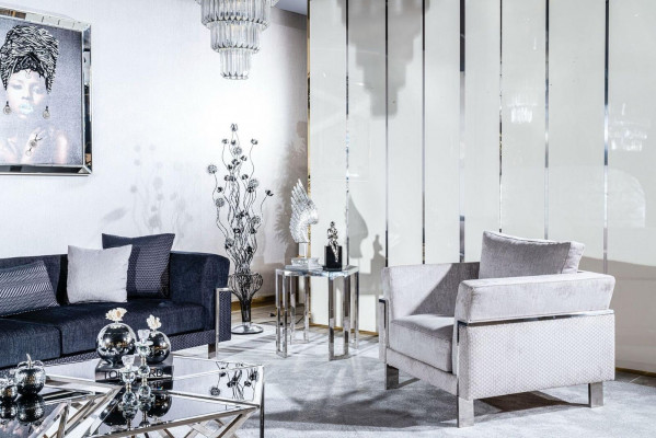 Woonkamer bankstel 3+1 zits salontafel bank fauteuil set 4-delig.   Woonkamerbankstel met 3+1 zits, salontafel, bank en fauteuil set van 4 stuks.