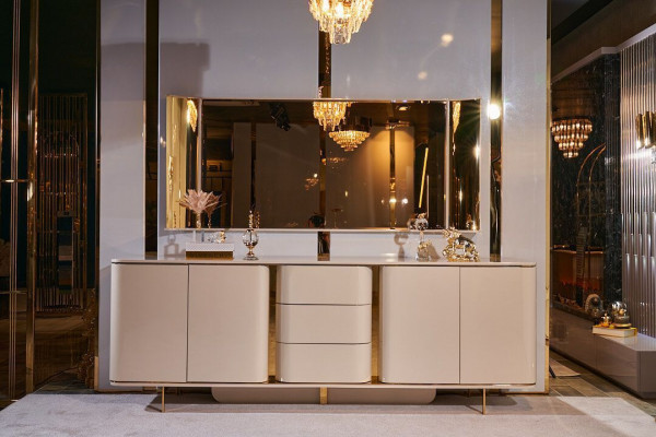 Eetkamer Compleet Tafel 4 Stoelen Dressoir Spiegel Set 7-delig Eettafel