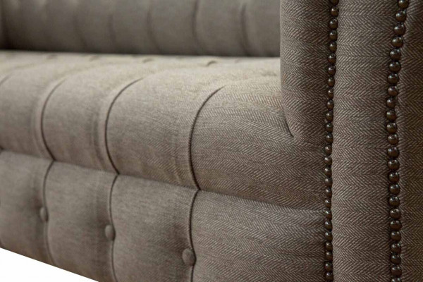 Beige Chesterfield Engelse klassieke stijl bankstel 3-zits gestoffeerd 230cm.