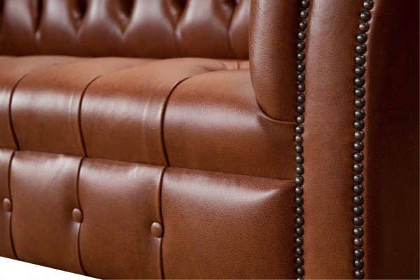 Chesterfield bank 3-zits bruin modern gestoffeerd leer woonkamer design.