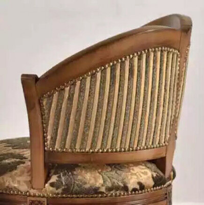 Woonkamerset Salontafel Stoelen Designer Klassieke meubelset 5-delig.   Woonkamerset Salontafel Stoelen Designer Klassieke meubelset 5-delig.