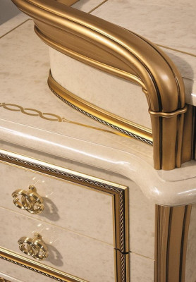 Ontwerpmeubels in barokstijl, beige luxe houten dressoir kast, Italiaanse meubels nieuw.