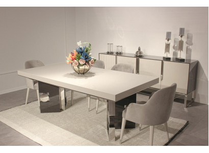 Eetkamer Design Set 6 delig - Design Eettafel met 4 stoelen en een modern dressoir
