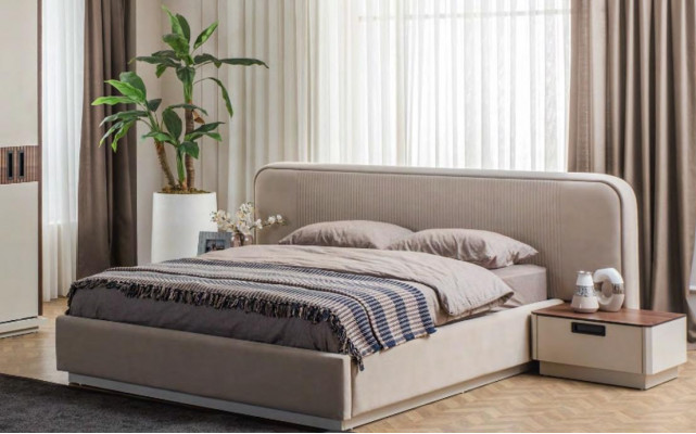 Groot beige textiel tweepersoonsbed houten kledingkast Moderne nachtkastjes