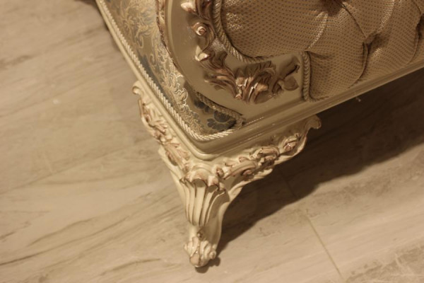 Klassiek Elegant Ontwerp Exclusieve 3-Zits Bank Hoogwaardige Bankstel Bank