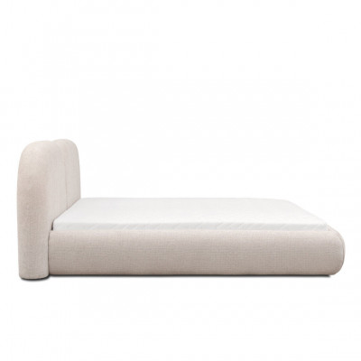 Beige slaapkamer met tweepersoonsbed en rond textiel hoofdeinde, nieuw.