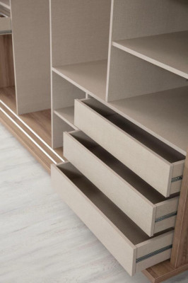 Beige slaapkamerkast ontwerper 2-deurs glazen kast nieuw