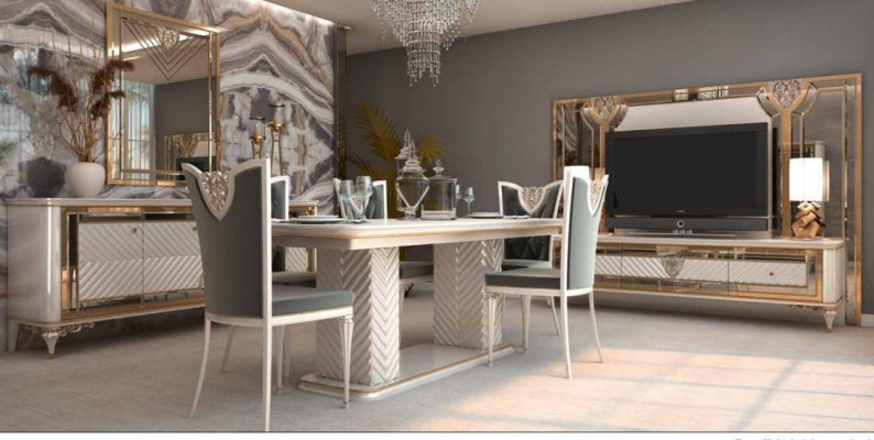 Stijlvolle eetkamerstoel in grijze en witte tinten met een barok design.