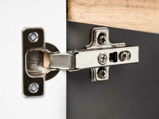 Badkamerrek hangende hoge kast 35 x 20 x 70 cm hangende badkast.