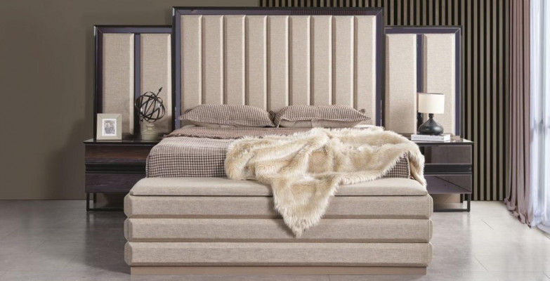 Stijlvolle slaapkamer set bed en 2x nachtkastjes nieuw luxe houten meubels.